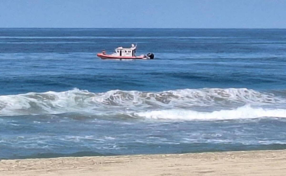 Tragedia en la Costa Grande: Sepultan a joven estudiante tras ahogarse en la playa El Pez Vela