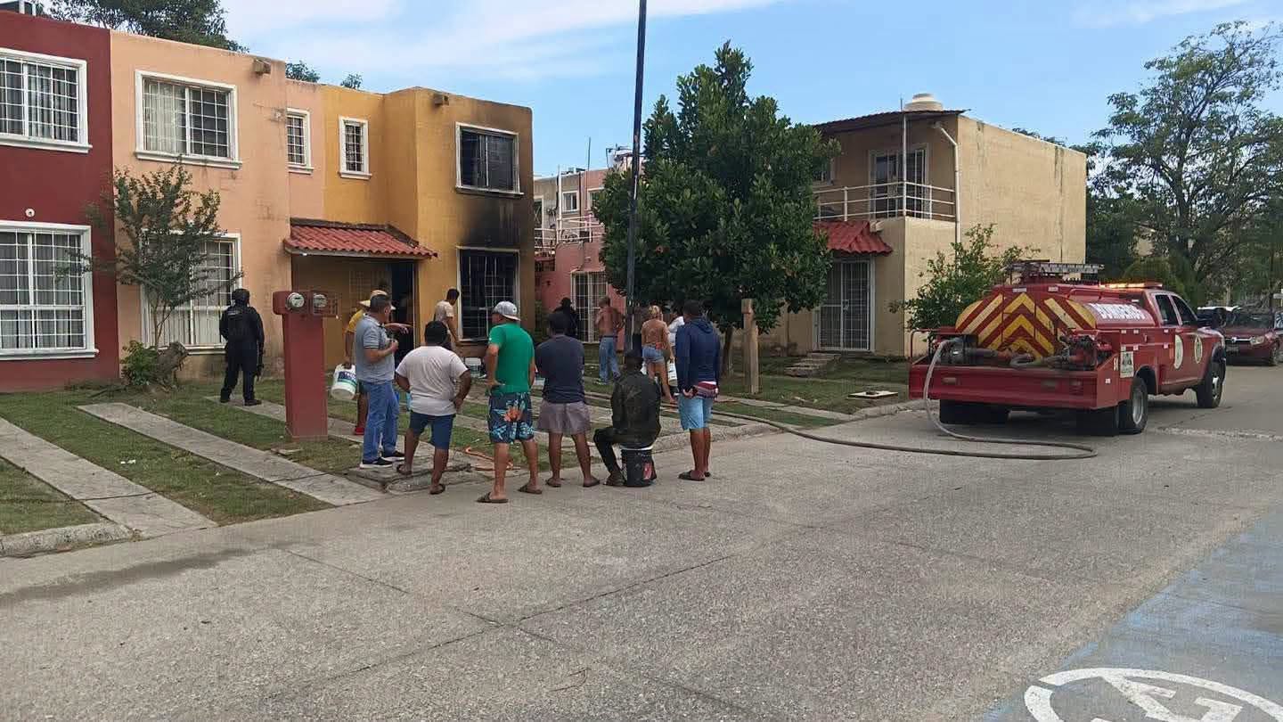 Pierde la vida adulta mayor tras incendio en vivienda provocado por posible falla eléctrica en Acapulco
