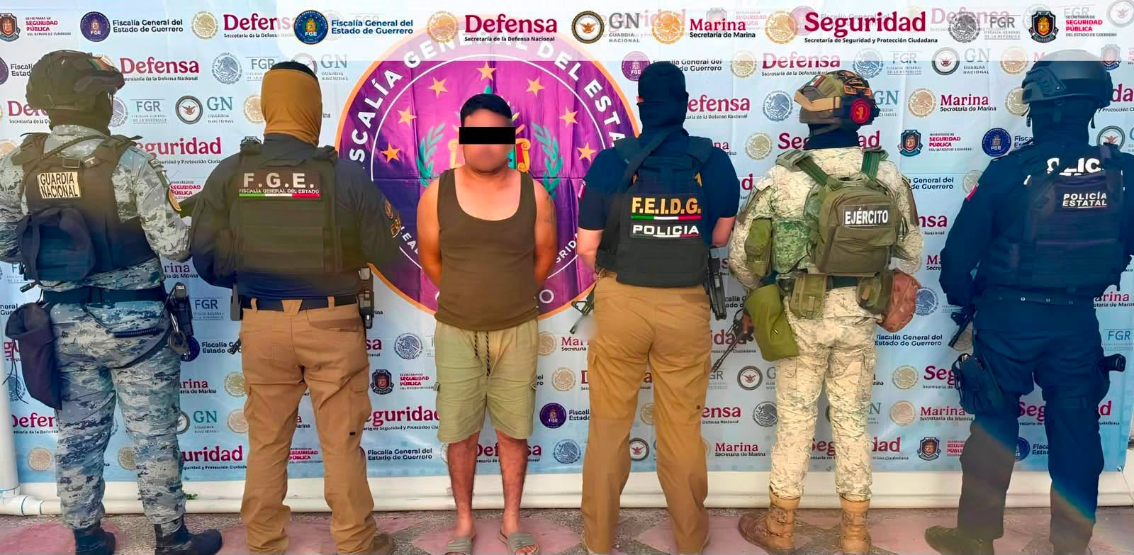 Capturan a Mario «N», excomisario y presunto operador del grupo delictivo «Los Ardillos», por privación de la libertad de servidores públicos en Guerrero