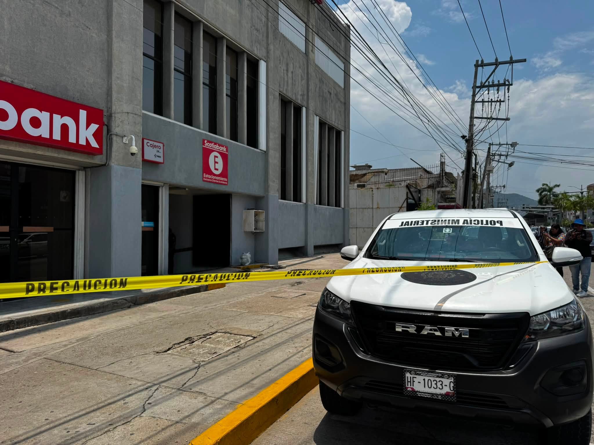 Aclaran autoridades que restos biológicos hallados en el Centro de Acapulco corresponden a miomas y no a un feto; investigan abandono