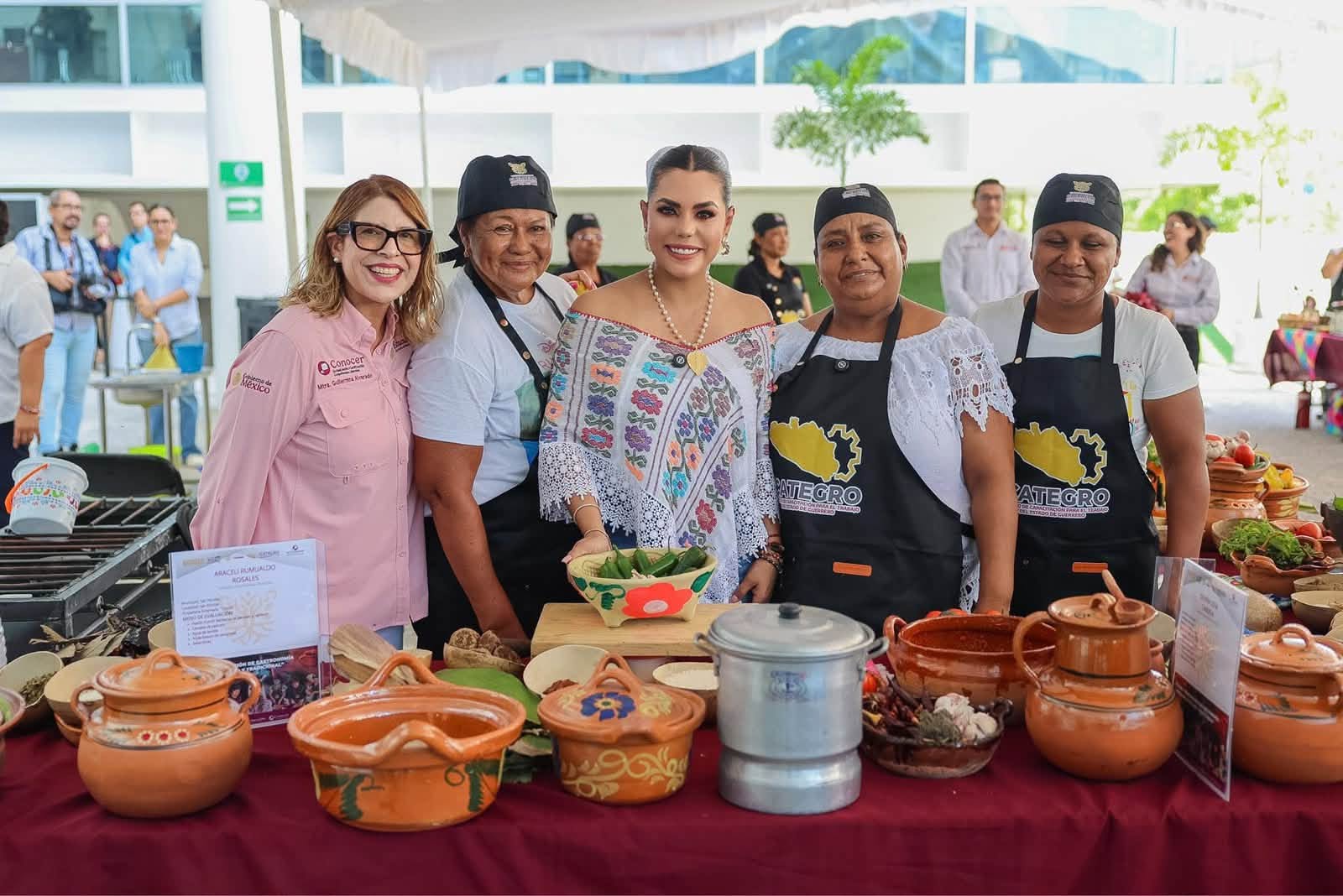 Evelyn Salgado reconoce el trabajo y herencia de las y los cocineros tradicionales en Guerrero