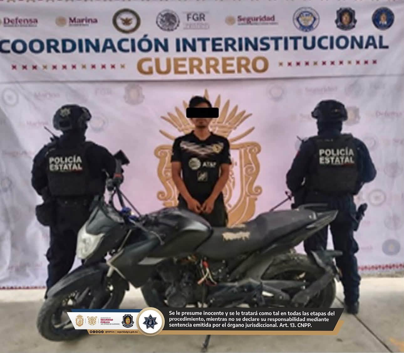 Detienen a tres personas y recuperan vehículos con reporte de robo en la región Centro de Guerrero