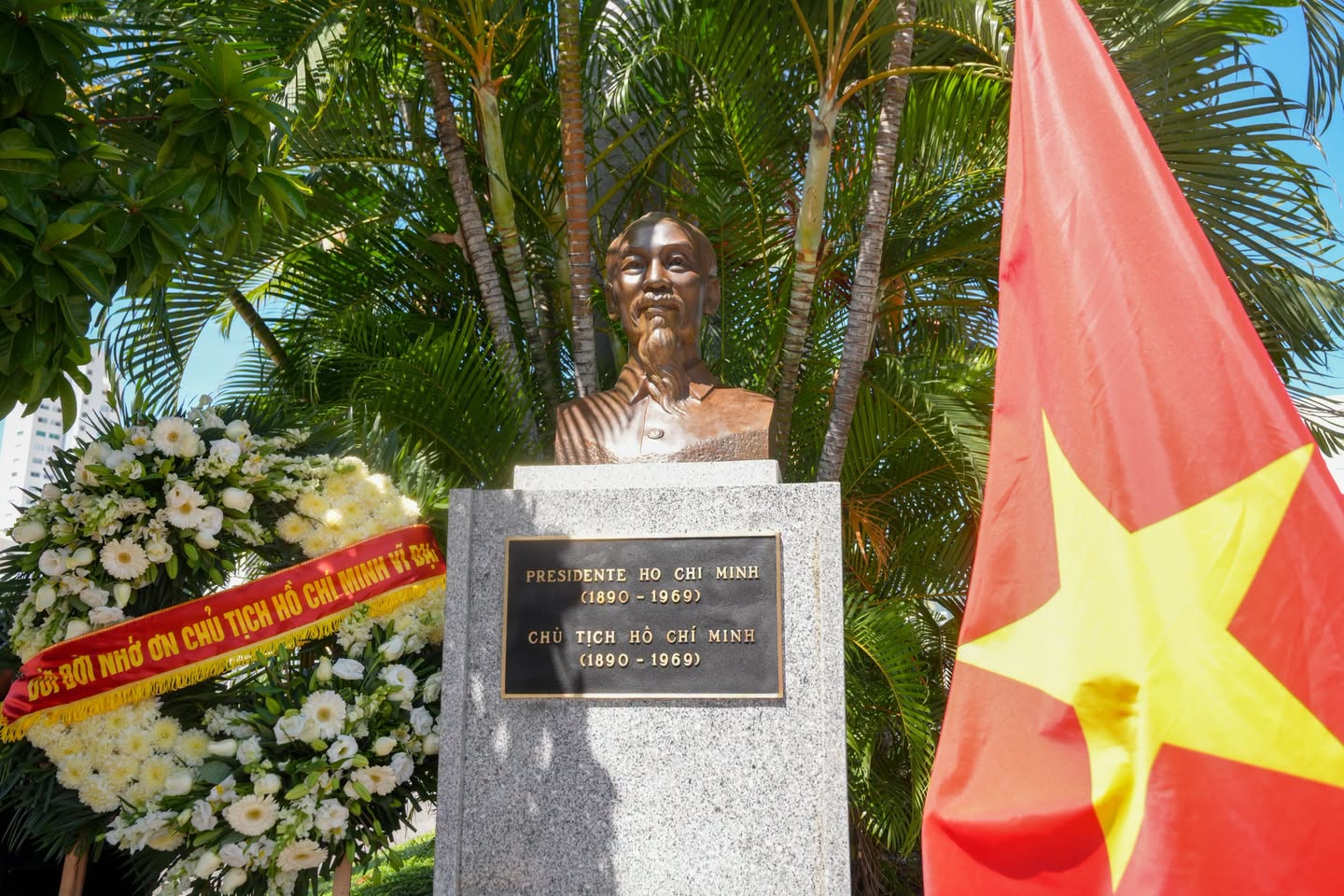 ¿Por qué hay un monumento a Ho Chi Minh en Acapulco? La sorprendente historia que conecta al puerto con Vietnam