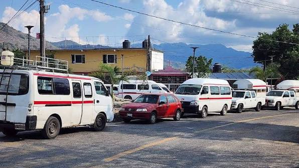 ¡Transportistas suspenden rutas en Tierra Colorada! Comunidades de Guerrero denuncian amenazas y aislamiento